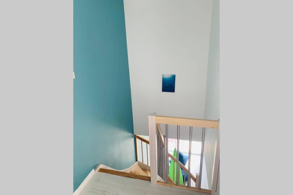 Uroczy Apartament Z Basenem I Kortem Tenisowym Поберово Екстериор снимка